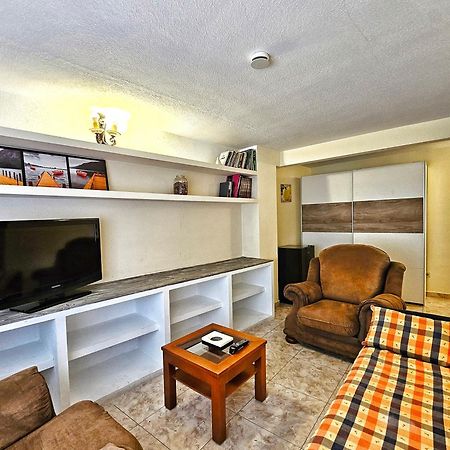 Hostal Mainz Piedralaves Buitenkant foto