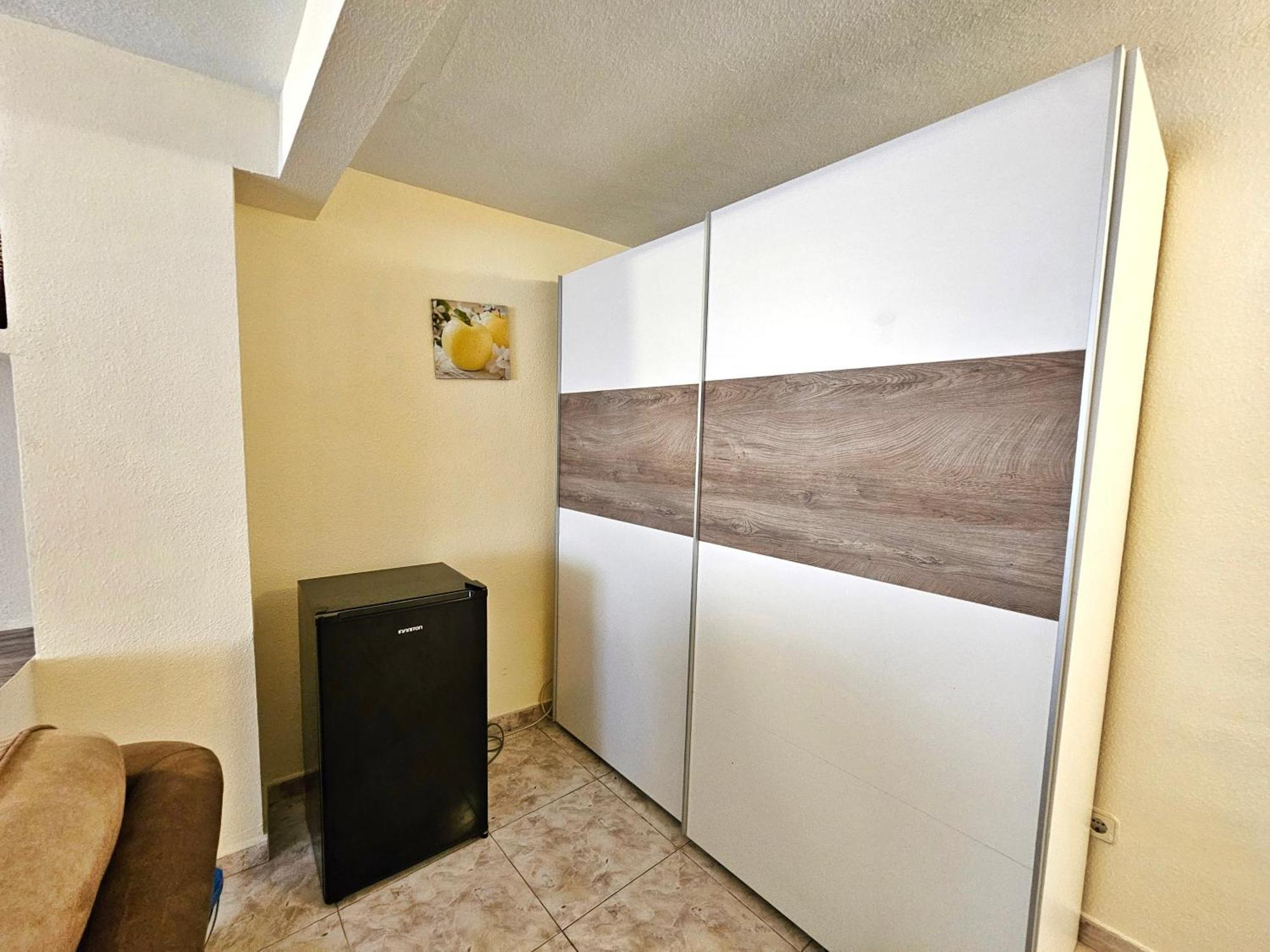 Hostal Mainz Piedralaves Buitenkant foto